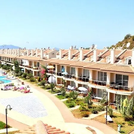 Sunset Club Aqua Lettings フェティエ