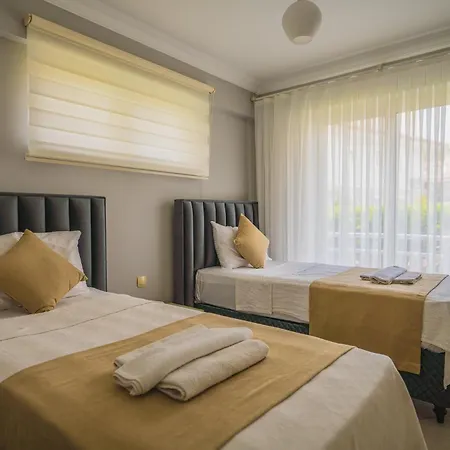 Sunset Club Aqua Lettings Aparthotel