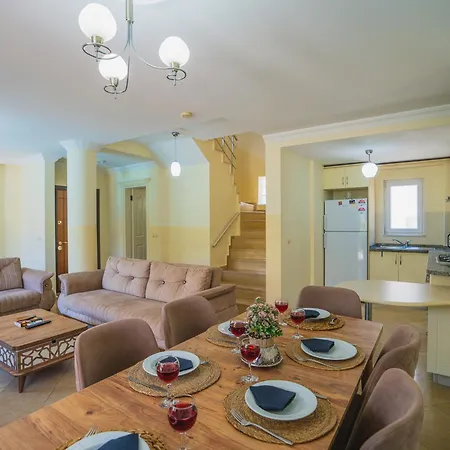Aparthotel Sunset Club Aqua Lettings 3*