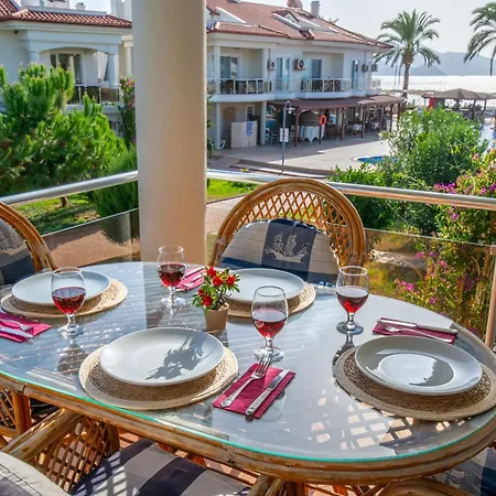 Sunset Club Aqua Lettings Aparthotel