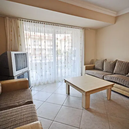 Sunset Club Aqua Lettings Aparthotel 3*
