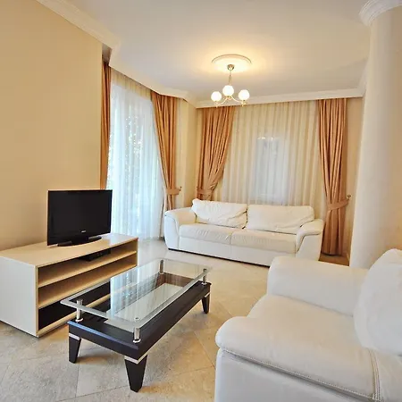 Sunset Club Aqua Lettings Aparthotel 3*