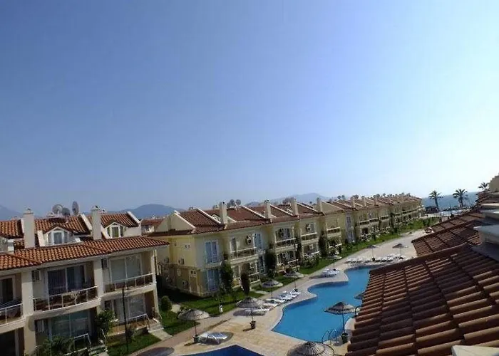 Apartahotel Sunset Club Aqua Lettings