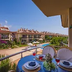Sunset Club Aqua Lettings Apart Otel