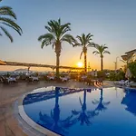 Sunset Club Aqua Lettings フェティエ