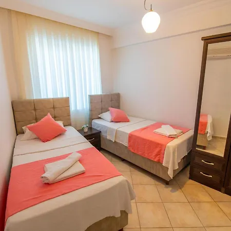 Sunset Club Aqua Lettings פאטהיה