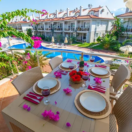 Sunset Club Aqua Lettings פאטהיה