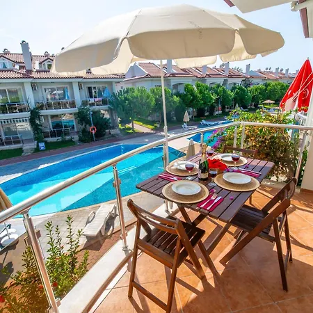 Sunset Club Aqua Lettings 3* פאטהיה