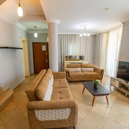 Sunset Club Aqua Lettings Aparthotel 3*