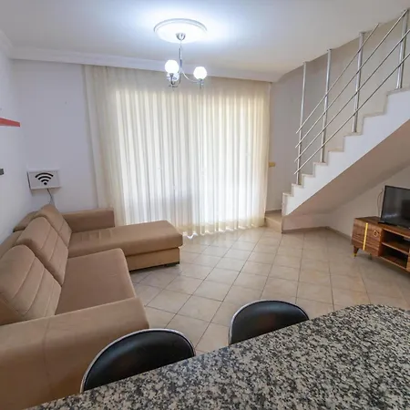 Sunset Club Aqua Lettings מלון דירות פאטהיה