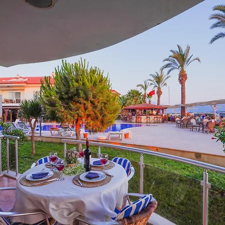Sunset Club Aqua Lettings 3* פאטהיה