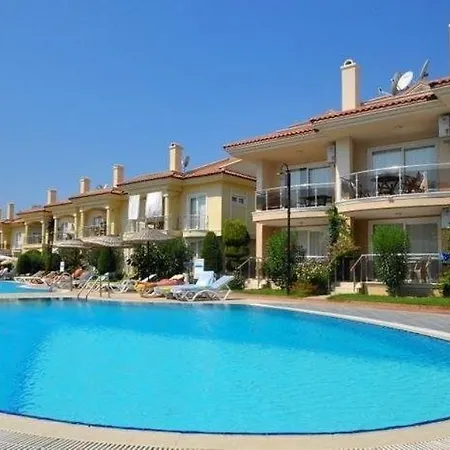 Ξενοδοχείο με διαμερίσματα Sunset Club Aqua Lettings 3*