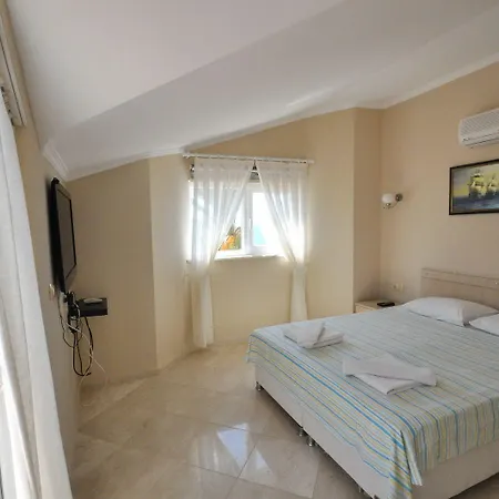 Sunset Club Aqua Lettings Ξενοδοχείο με διαμερίσματα 3*