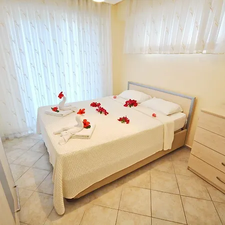 Sunset Club Aqua Lettings Aparthotel Fethiye