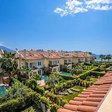 Sunset Club Aqua Lettings 3*