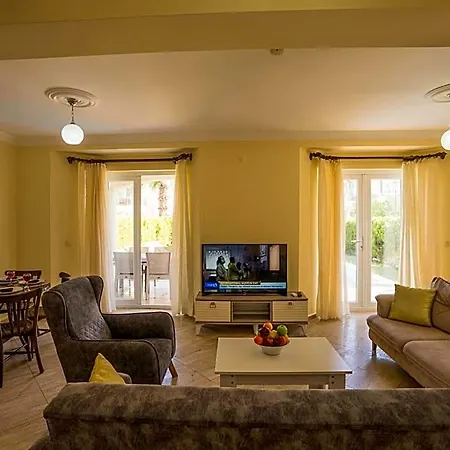 Aparthotel Sunset Club Aqua Lettings 3*
