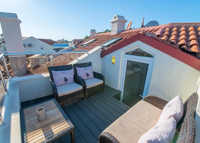 Sunset Club Aqua Lettings Apart Otel