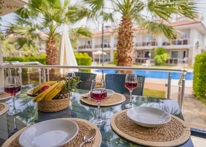 Sunset Club Aqua Lettings Apart Otel